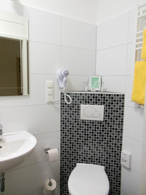 Hotel Alt-Rodenkirchen Кьолн Стая снимка