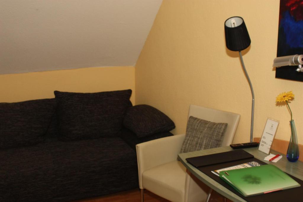 Hotel Alt-Rodenkirchen Кьолн Стая снимка
